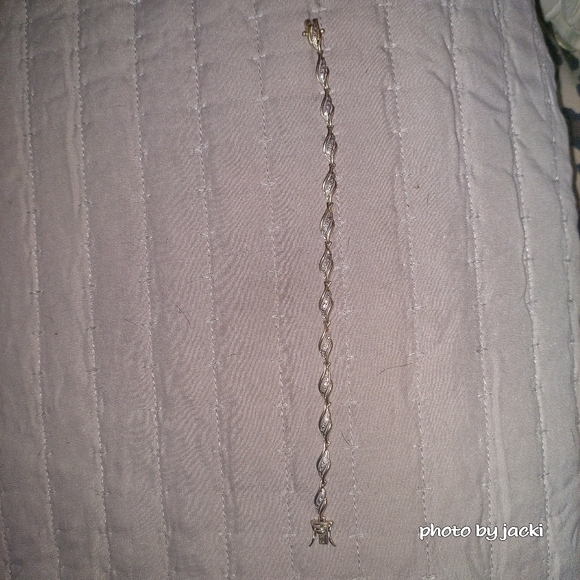 Gold over 925 Sterling Silver wave Bracelet accented w/diamonds - Picture 5 of 8